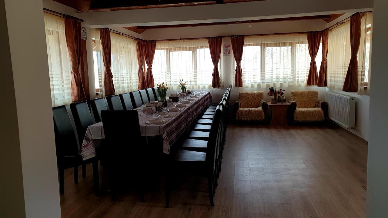 Вілла Vatra Strabunilor Moigrad Екстер'єр фото